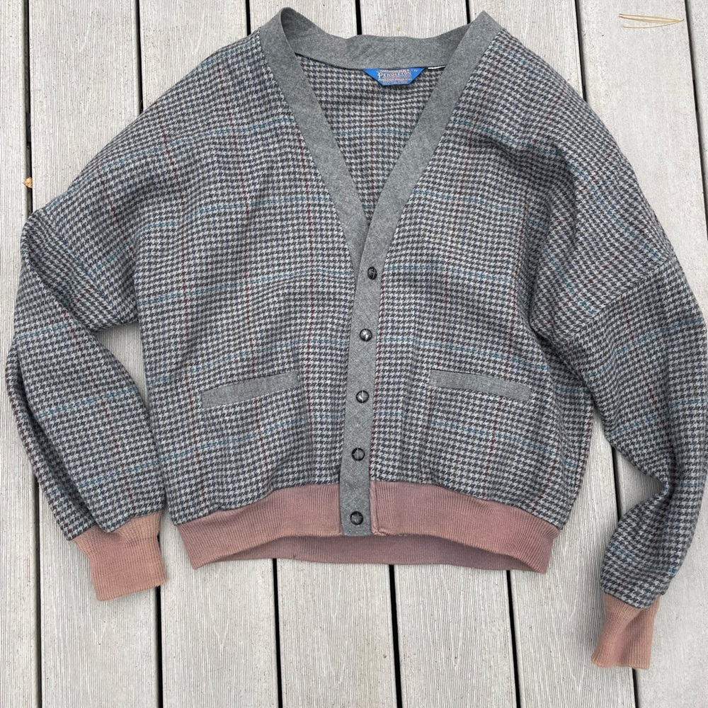 Vintage Pendleton Houndstooth Wool Gray Button Cardigan Sweater USA mens XL